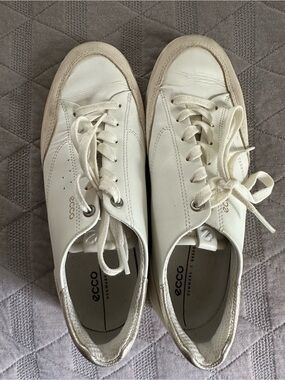 Ecco White Leather Sneakers with Cream Trim
